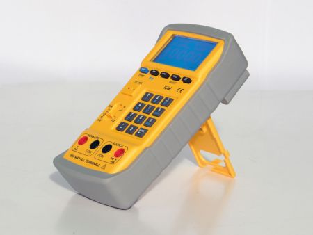 ICAL | Calibrateur de boucle tension / courant, 24 V / 24 mA, multifonctions 
