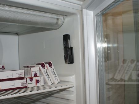 FI88ED | Enregistreur de température et d'humidité avec afficheur, format clé USB 
